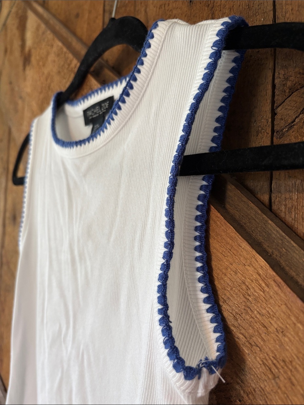 Rachel Zoe White Ribbed Tank with Blue Scallop Trim - Picture 2 of 6